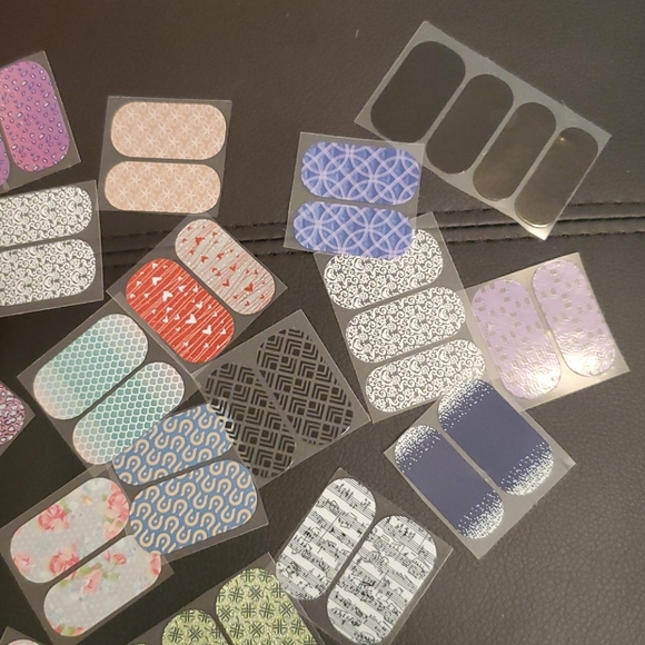 3/$10 mix&match Pedi packs Jamberry wraps - Picture 2 of 5